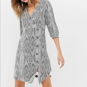 Stradivarius Button Down Wrap Dress NWT Size Small